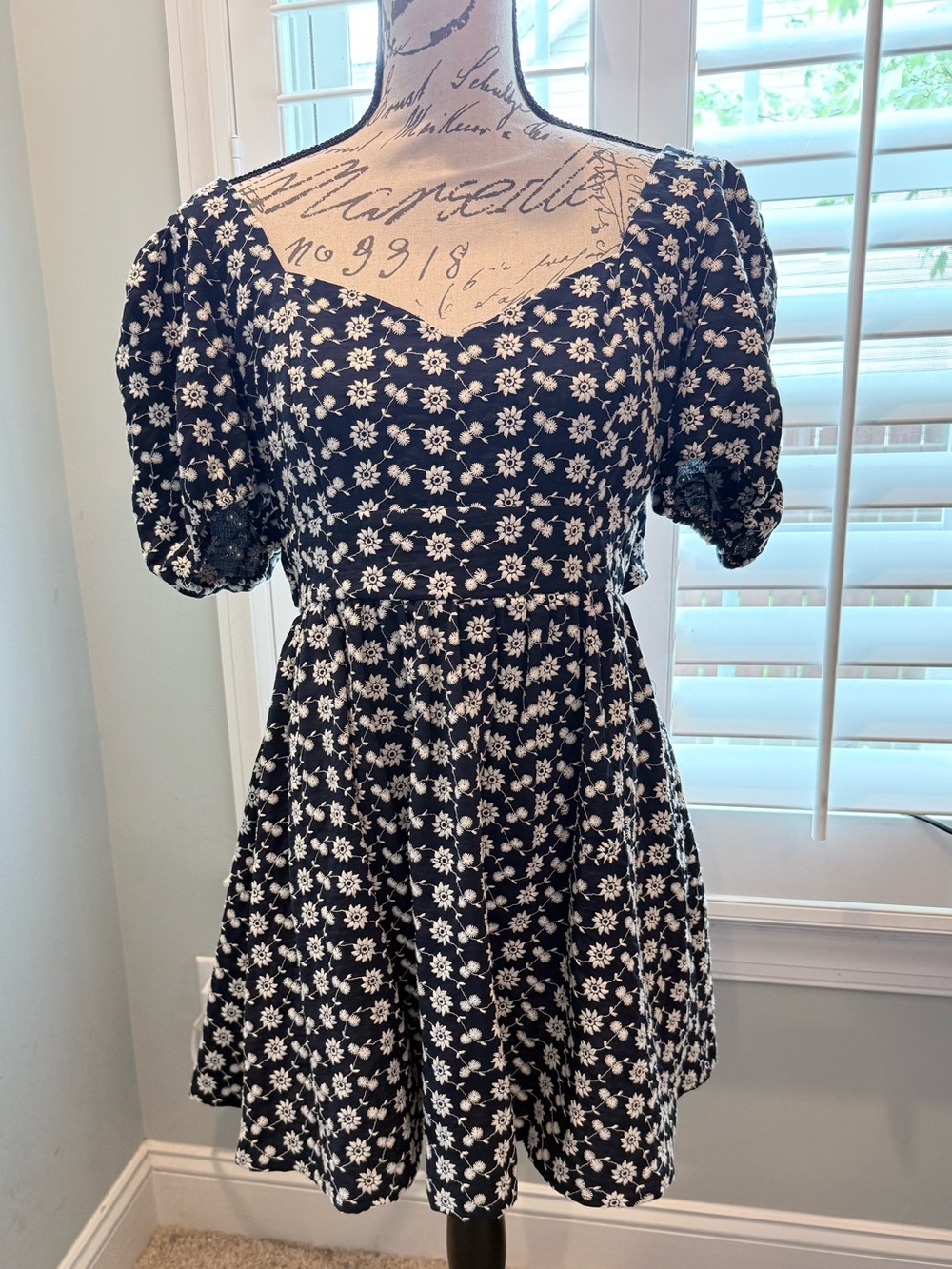 Altered Stare Floral Puff-Sleeve Sundress. Size XL